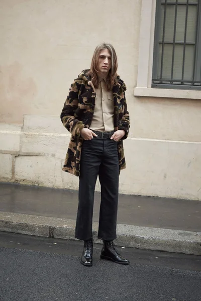 Look 47